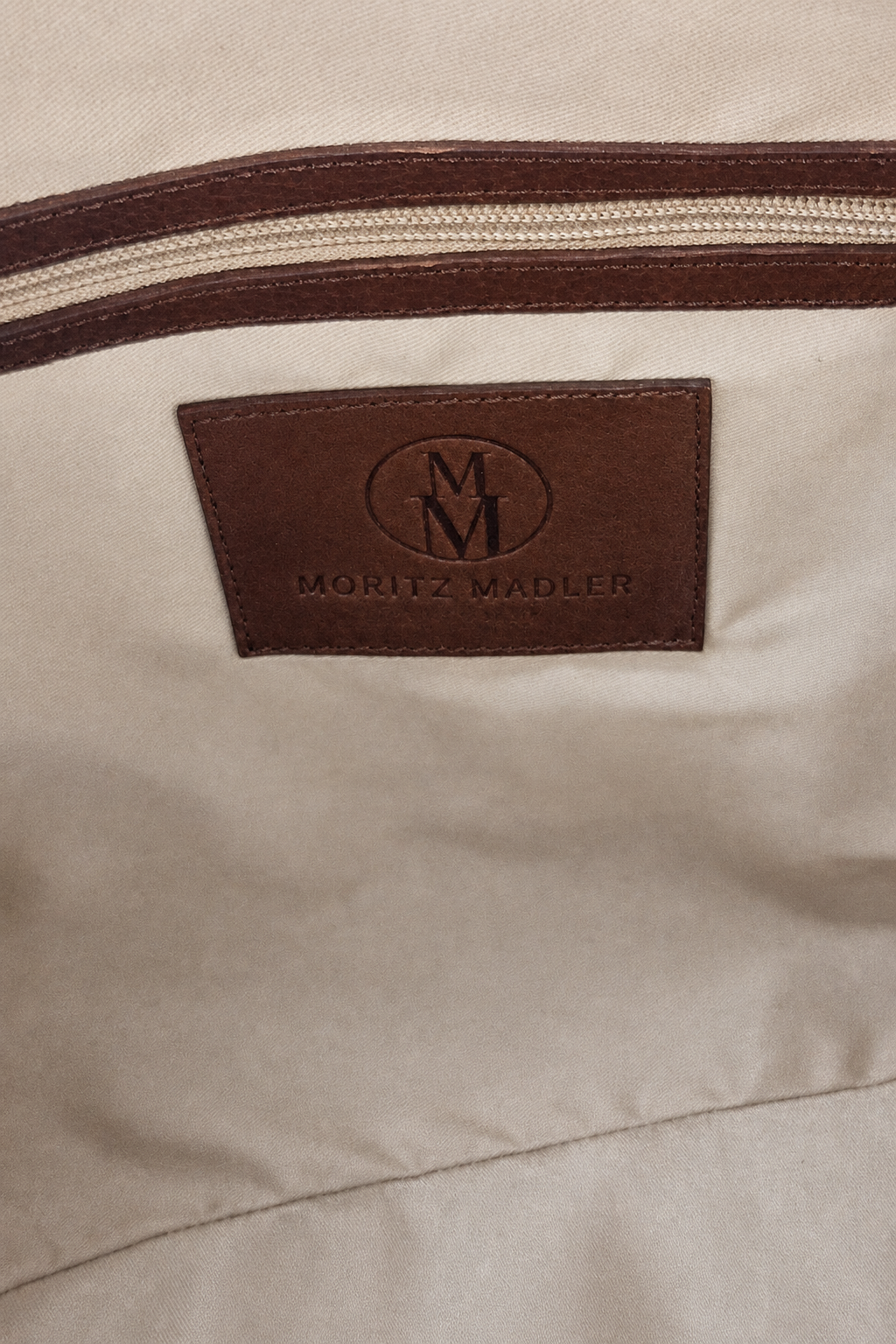 Weekender MM055 in Cognac – Innenfutter aus Baumwolle mit eingenähtem Moritz-Mädler-Lederlabel