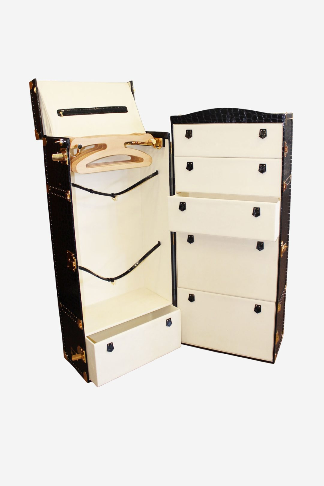 Weinschrank XL – geöffnet in klassischer Aufteilung mit Kleiderstange und fünf Schubladen